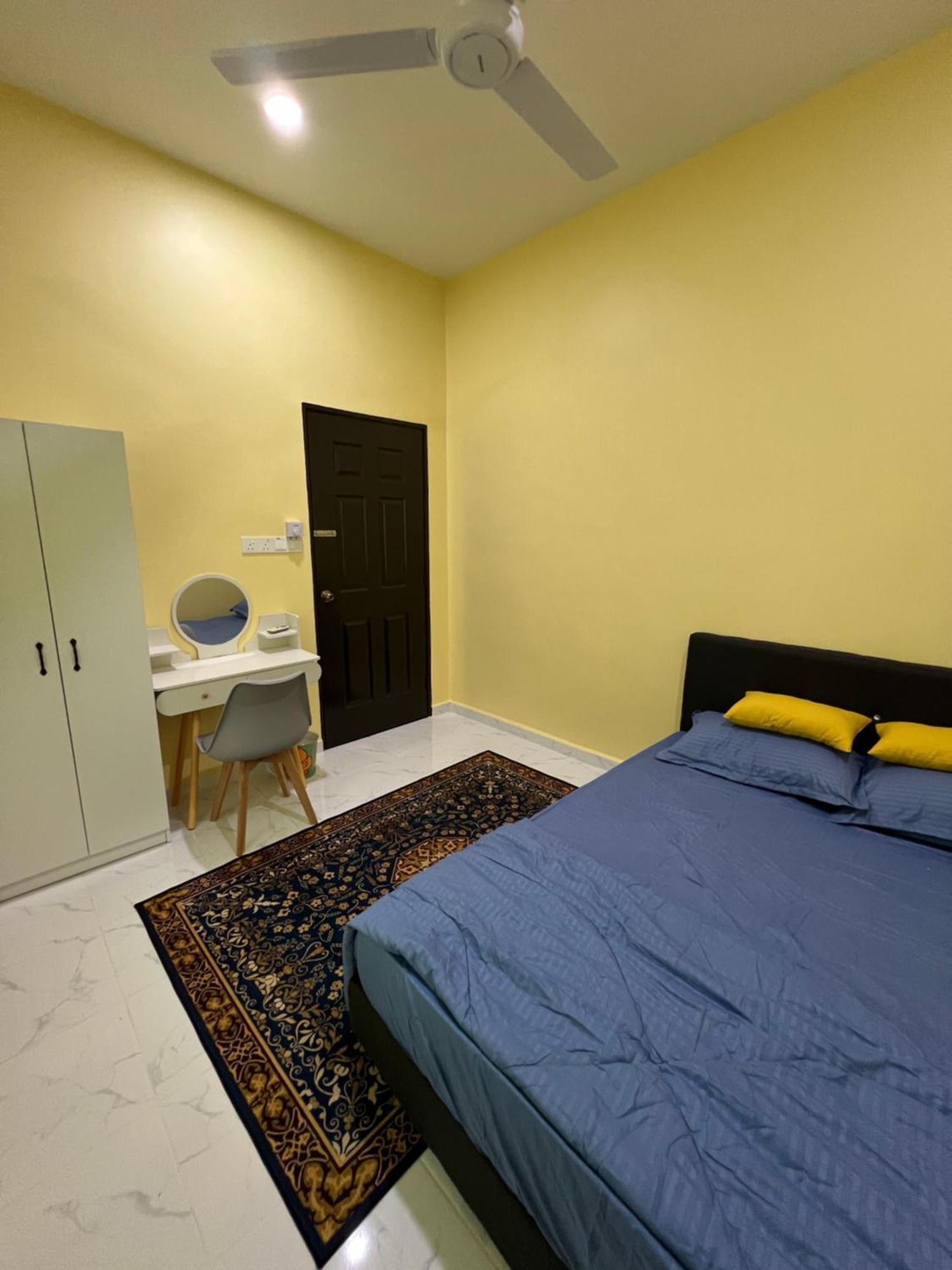 Desa D Junjung Islam Guest Only Apartment *